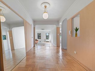 4445 Post Rd APT 5B, Bronx, NY 10471