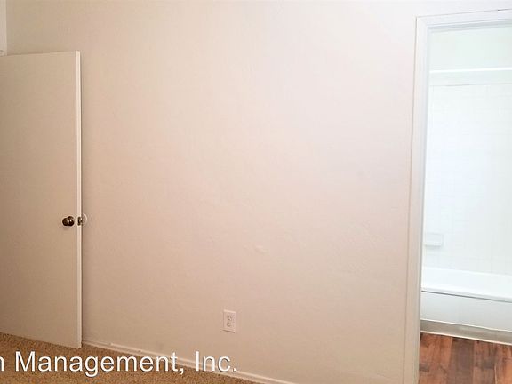 3rd image of 1465 Grand Ave APT 05