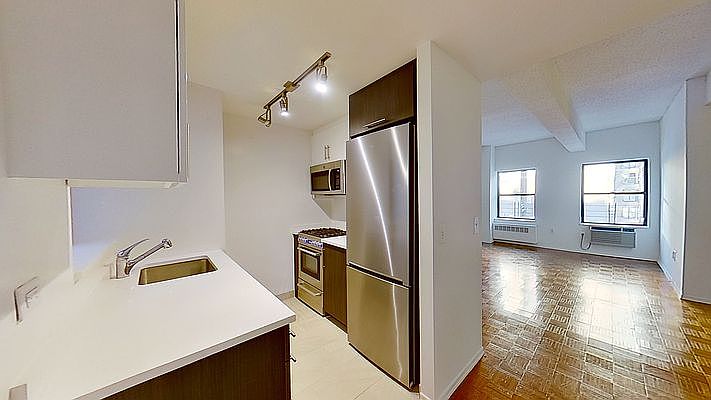 1st image of 360 W 34th St APT 6F