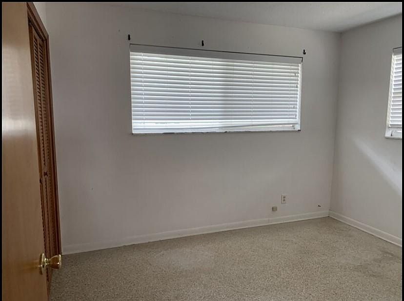 11 N Lake St Crescent City, FL Zillow