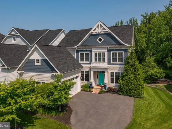 5325 Camberley Ave, Bethesda, MD 20814