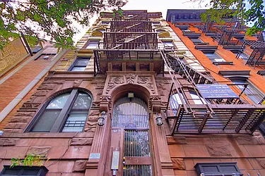 218 East 6th Street in East Village