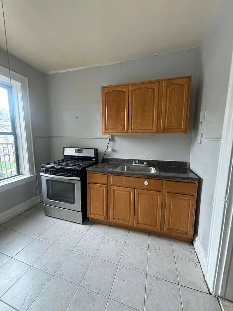 1 bed, 650 sqft, $1,595 — Photo 1