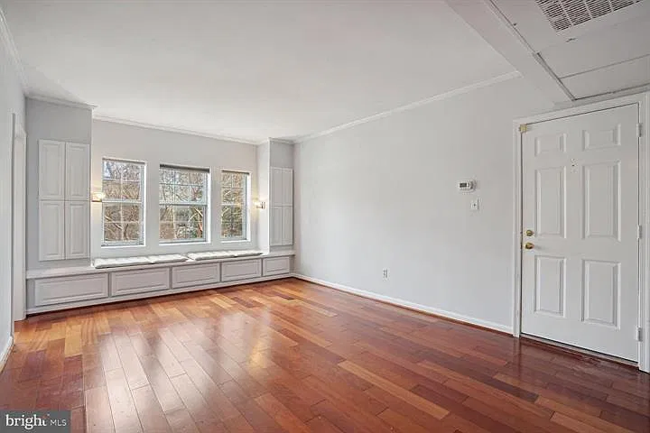 1 bed, 604 sqft, $1,925 — Photo 2