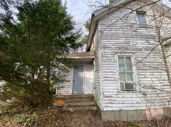 111 E Saint Marys St, Decatur, MI 49045