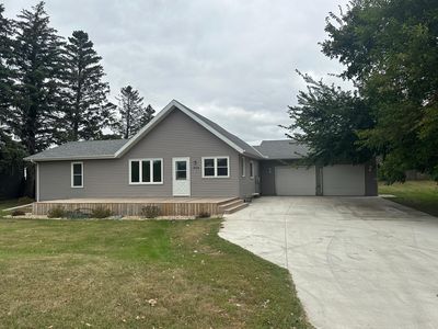 1464 River Rd, Windom, MN, 56101