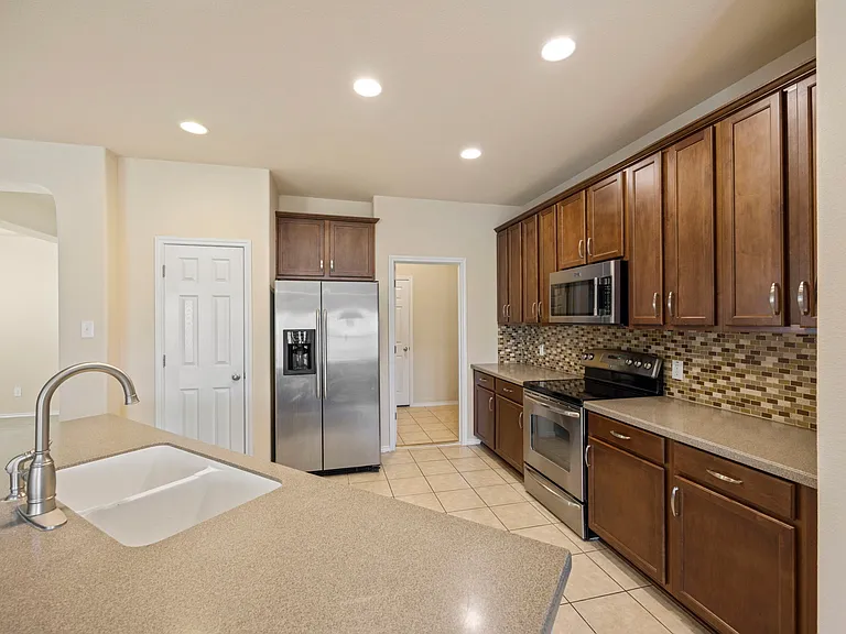25839 Big Bluestem — Photo 11