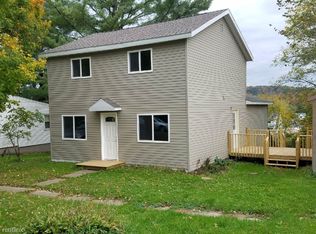 601 N State St, La Farge, WI 54639