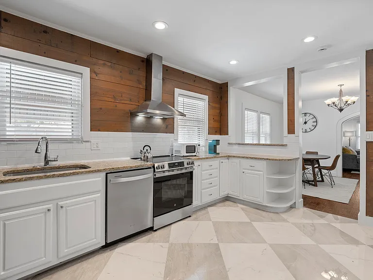 5802 Oram St #5802 — Photo 19