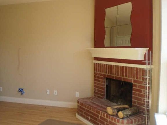 2nd image of 207 S Rolling Meadows Dr