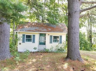 30 Prospect St, Milo, ME 04463