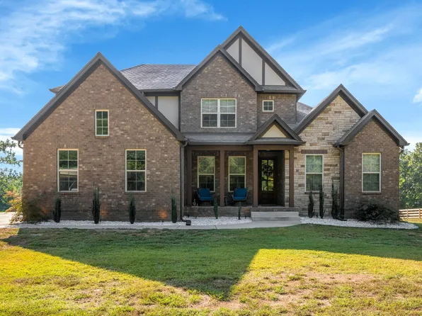 743 Mount Pleasant Rd, Kingston Springs, TN 37082