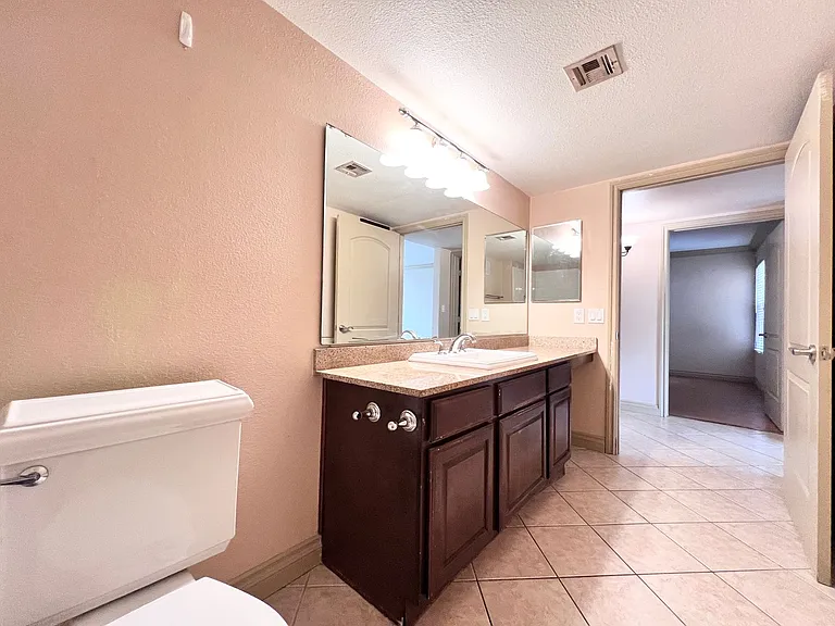 1150 N Buffalo Dr #1077 — Photo 15
