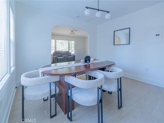 5th image of 20342 Concord Ave