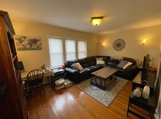 1412 W Roscoe St APT 1, Chicago, IL 60657