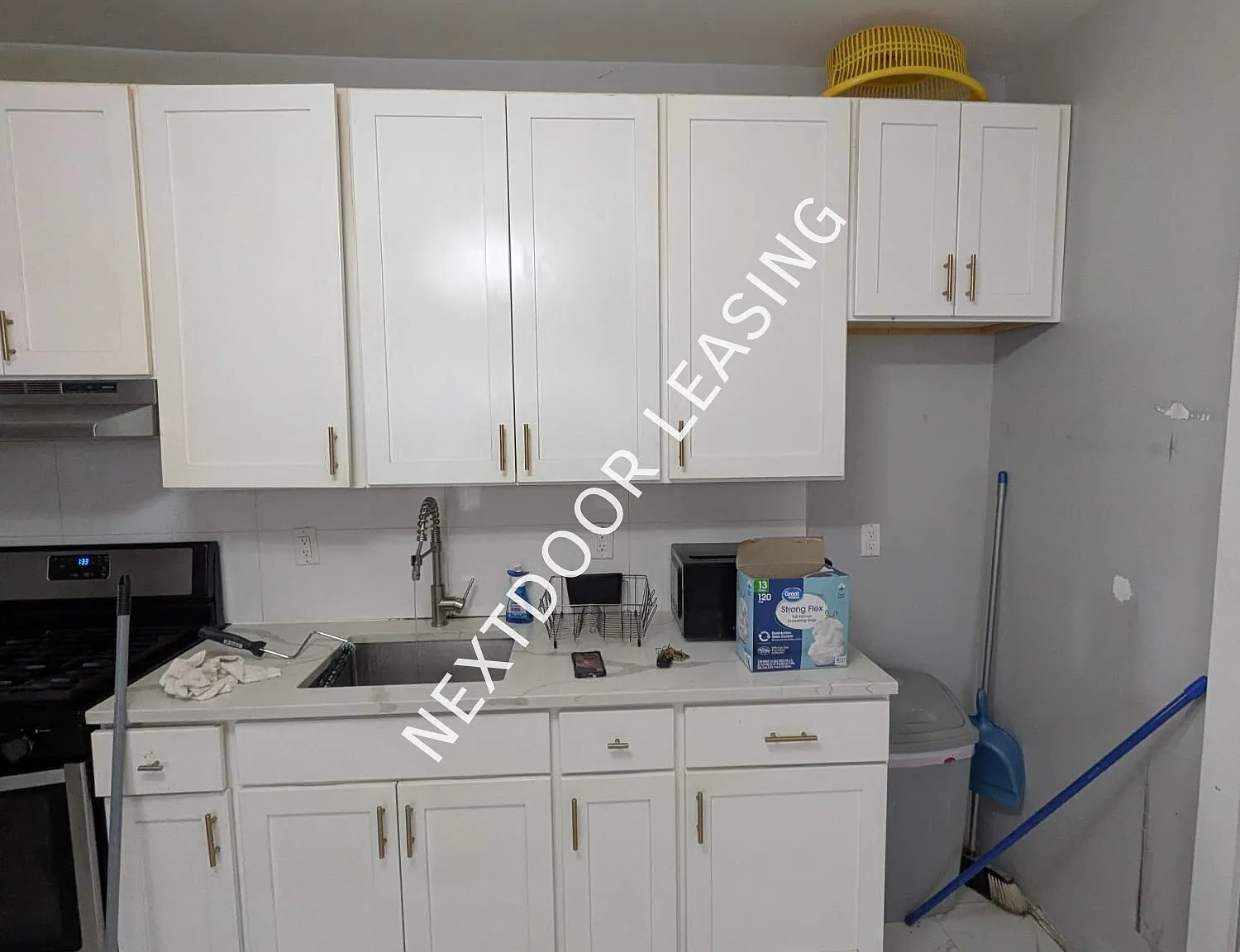 484 Kennedy Blvd — Photo 2