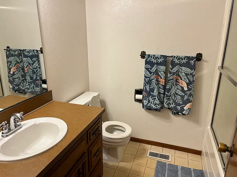 1533 Clydesdale Dr SE — Photo 5