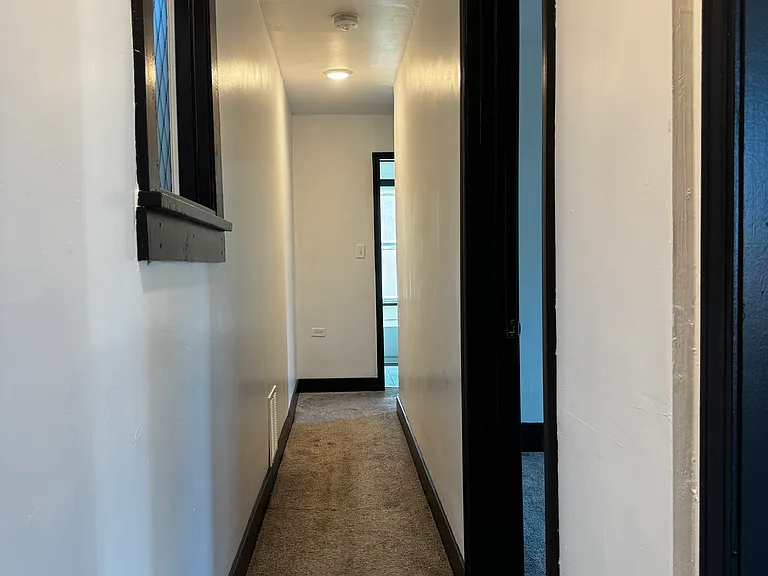 332 W 14th Ave — Photo 11