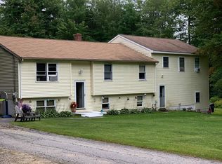 18 Columbus Cir, Lebanon, ME 04027