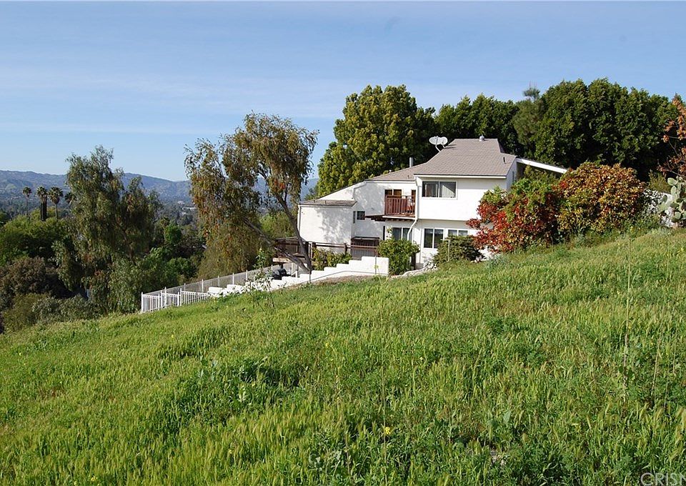 1st image of 5011 Macfarlane Ln