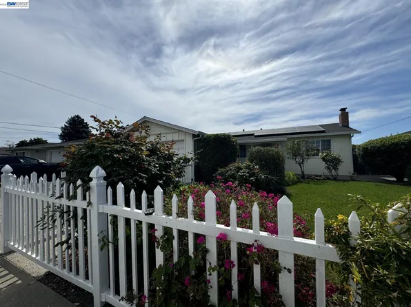 36005 Rosewood Dr, Newark, CA 94560