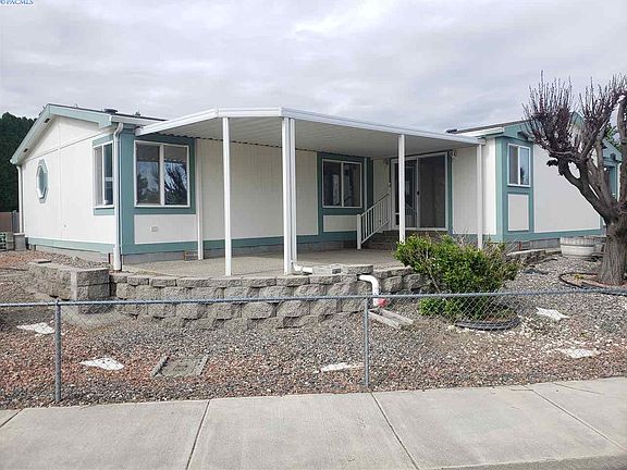 5th image of 8409 W Canyon Ave