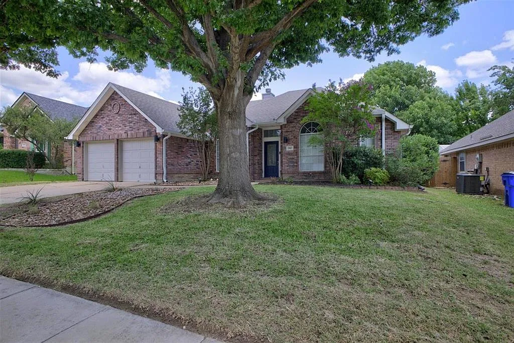 3 bed, 1797 sqft, $2,650 — Photo 1