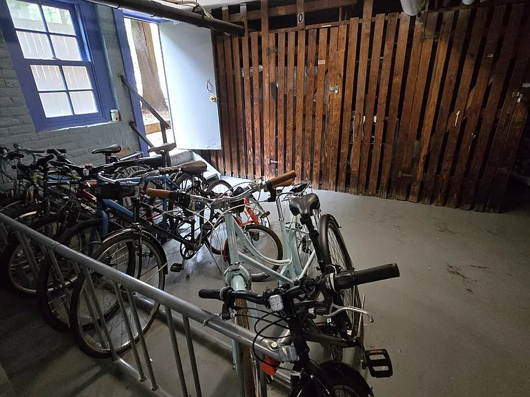 1111 Lake St #3 — Photo 10
