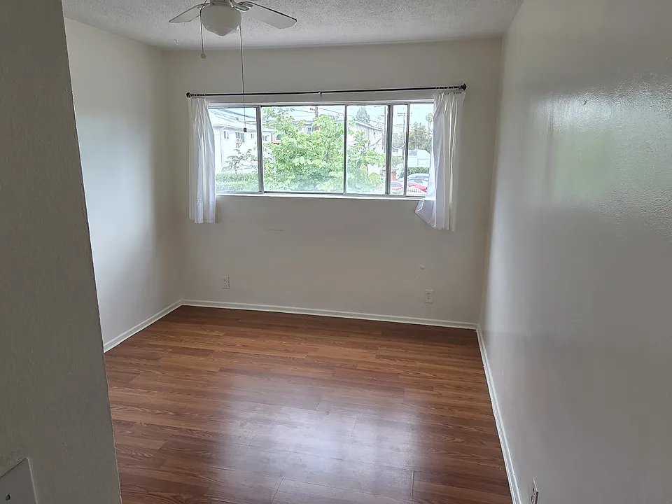 1126 Wilcox Pl #6-2