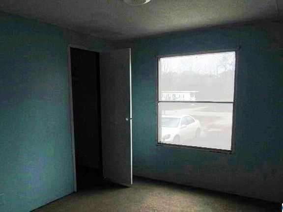 5th image of 109 Billings Dr