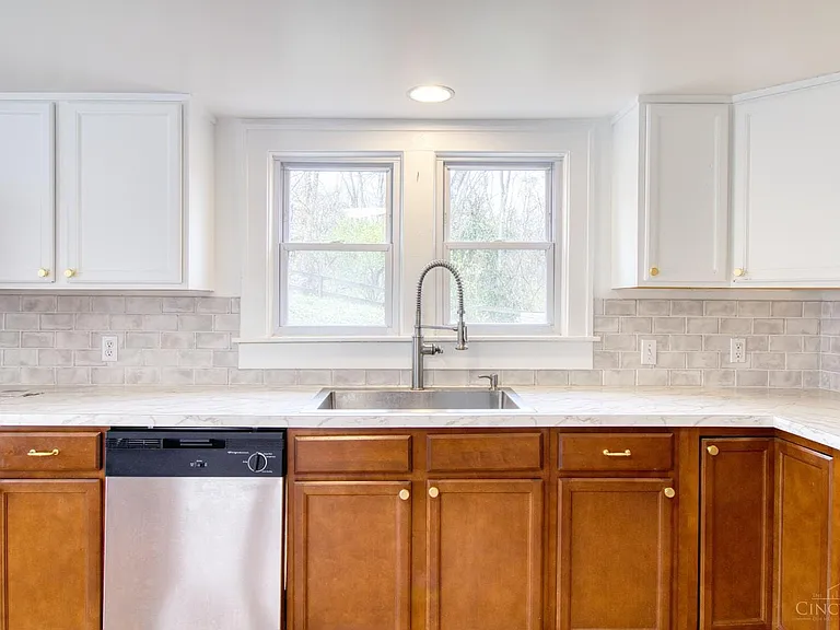 7249 State Rd — Photo 13