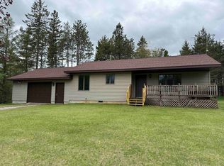 N9419 Badish Rd, Daggett, MI 49821