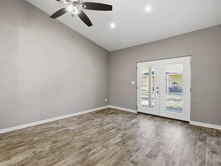 3424 Balboa Cir #48 — Photo 9