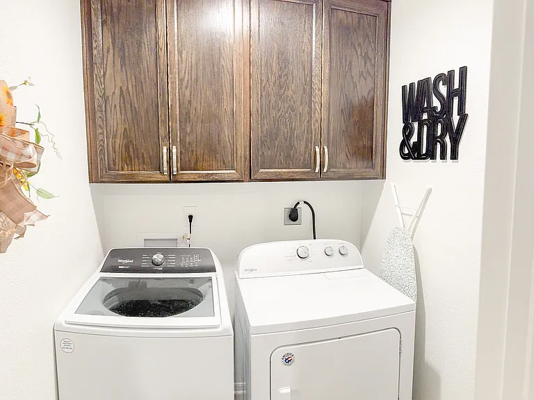306 Pointer St — Photo 11