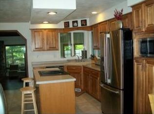 1937 Nates Ct, Neenah, WI 54956