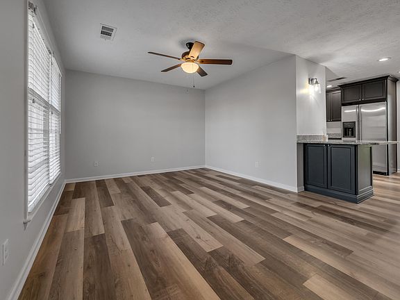 2nd image of 221 Quebec Way