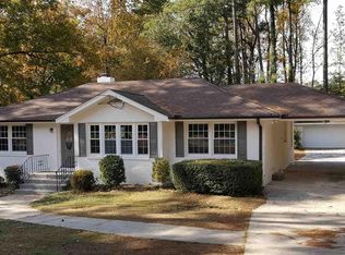 2096 Clairmont Rd, Decatur, GA 30033