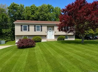 24 Vermont Dr #B, Newburgh, NY 12550