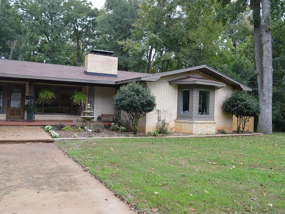 1st image of 106 Forest Dr