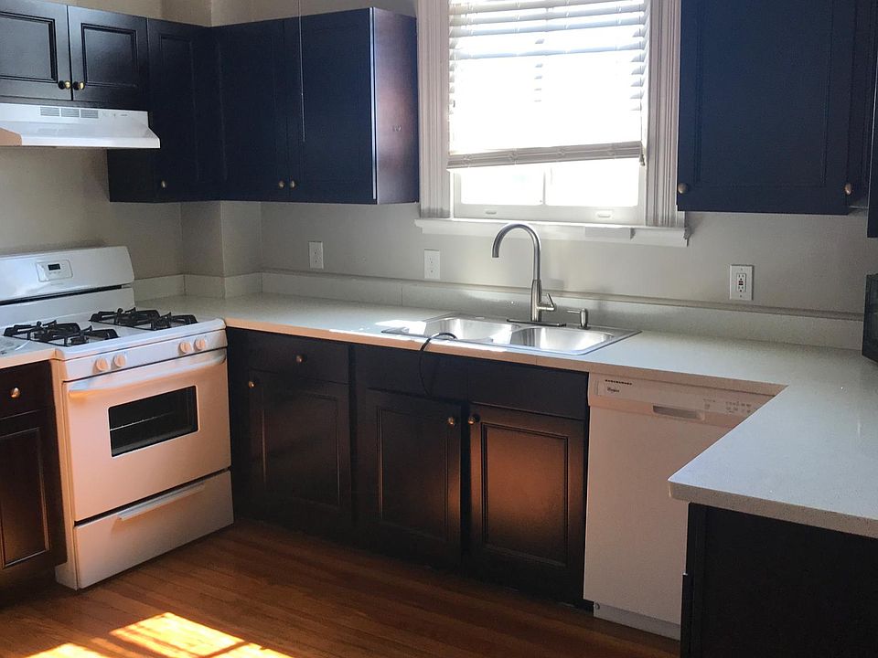 Kitchen. All appliances furnished and maintained.