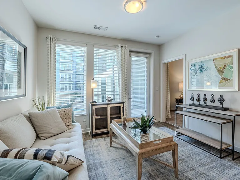 Willis Avondale Estates Apartments — Photo 6