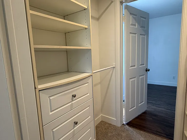 5425 Clark Ave — Photo 24