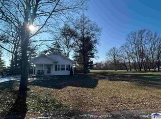 2201 Cross Ln, Terre Haute, IN 47805