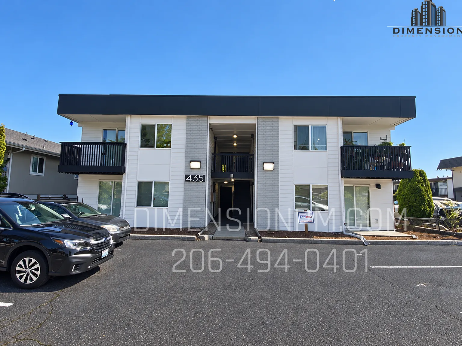 Centrally Located Apartments in Burien! — Photo 1