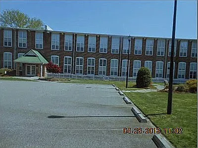 1 bed, 1275 sqft, $2,000 — Photo 3