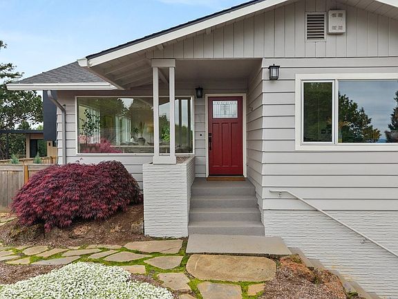 2nd image of 4059 SW Patrick Pl