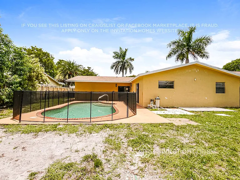 5131 SW 101st Ter — Photo 16