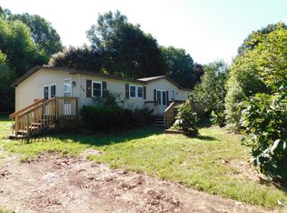 519 6th St, Plainwell, MI 49080