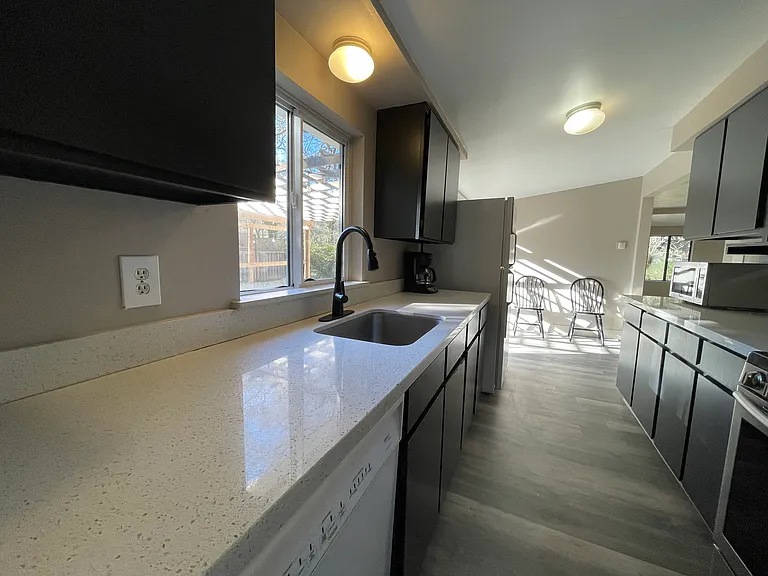 15660 Pozzan Rd #1 — Photo 14