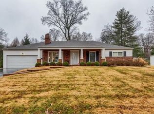 8 Willow Oak Ln, Saint Louis, MO